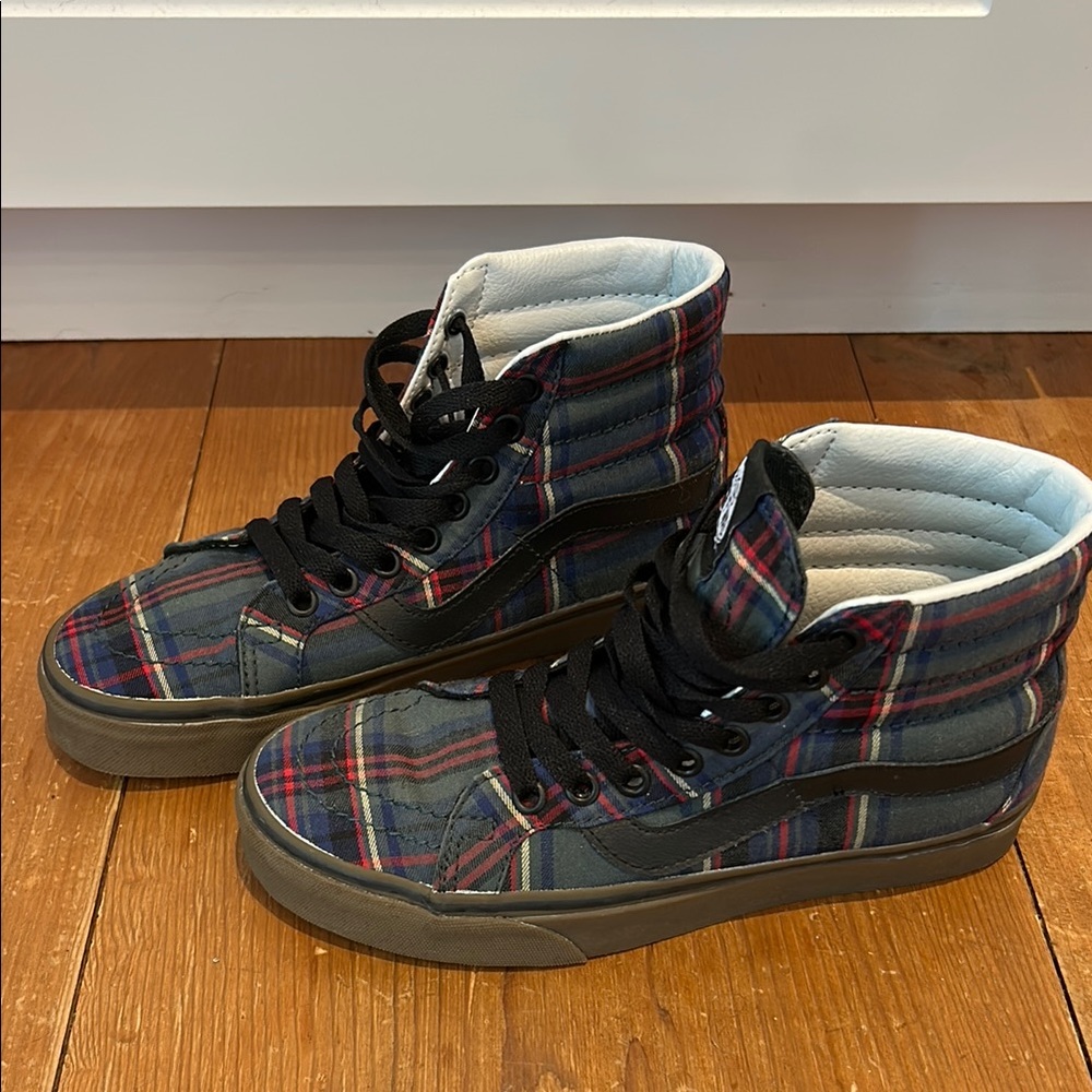 Vans / 6 / Women’s Reissue Tartan Gum / skate shoe/ Plaid/ sneakers / blue green